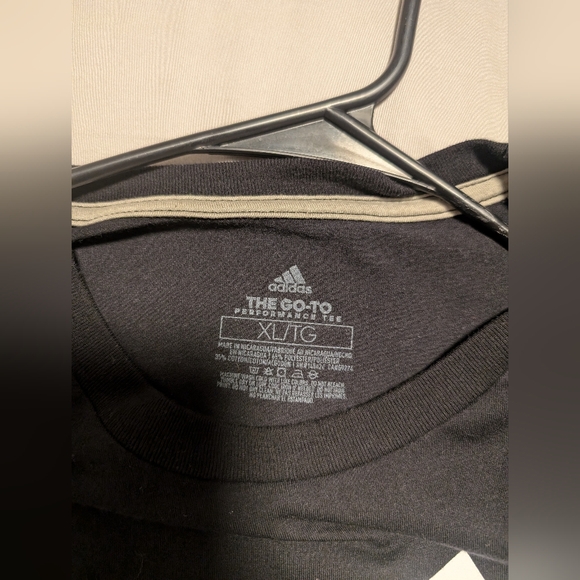 Men's XL T-shirt Adidas Black - Picture 3 of 3